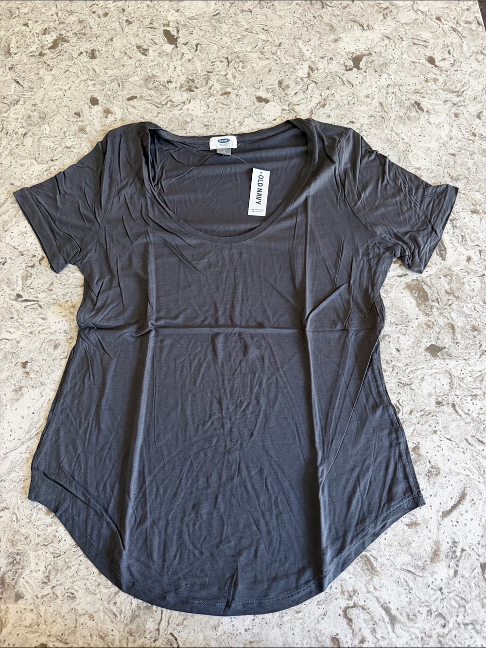 Old Navy Women's Dark Gray Scoop Neck Short Sleeve Tee